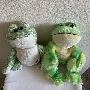 Two Ganz green plush frogs. Spotted and tie dye